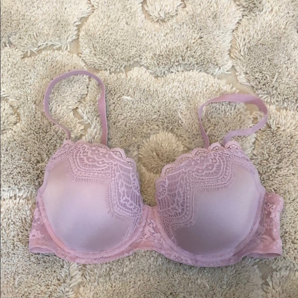 Victoria’s Secret sexy lace detail bra